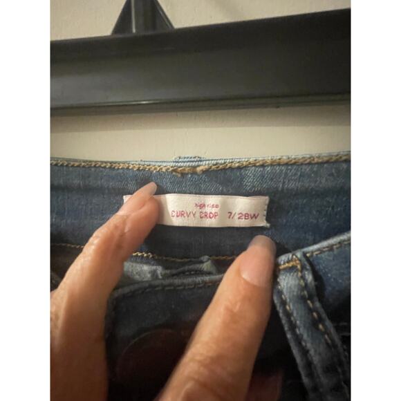 Women's SO jeans size 7 juniors distress high rise curvy crop raw hem - Picture 11 of 16